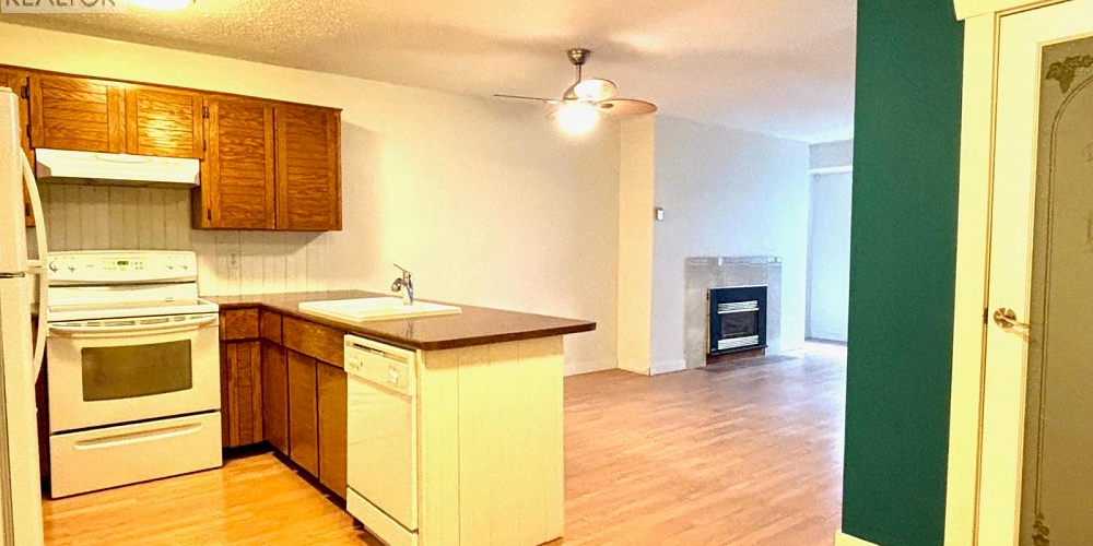 11 4832 LAZELLE AVENUE Terrace Photo 6 11 4832 LAZELLE AVENUE Terrace Photo 6